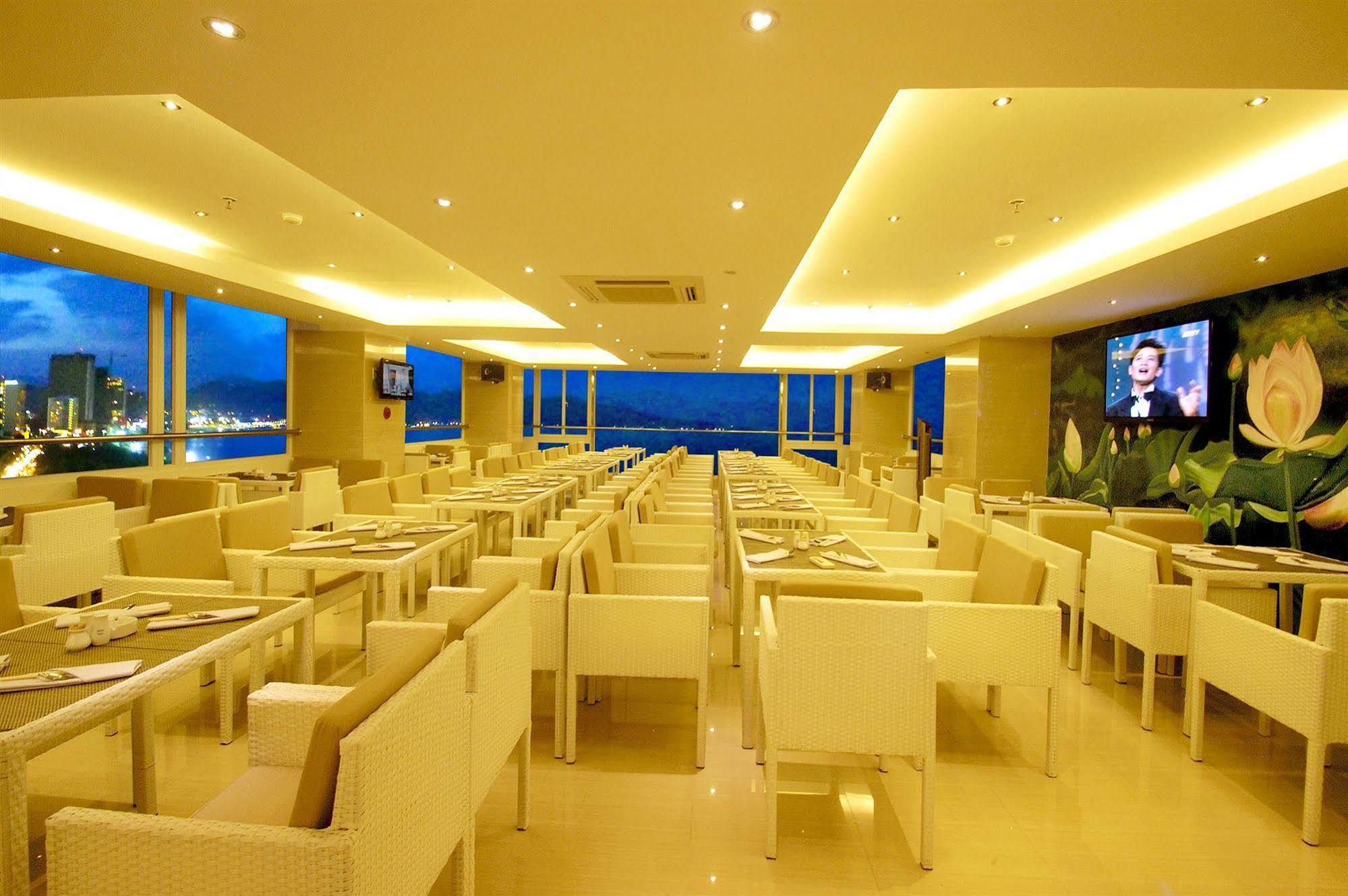 Blue Pearl Hotel Nha Trang Exterior foto